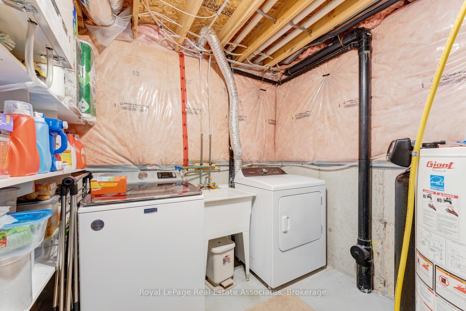 Photo 29 of 1361 Old Zeller Drive, Kitchener, Grand River South — HOMEH