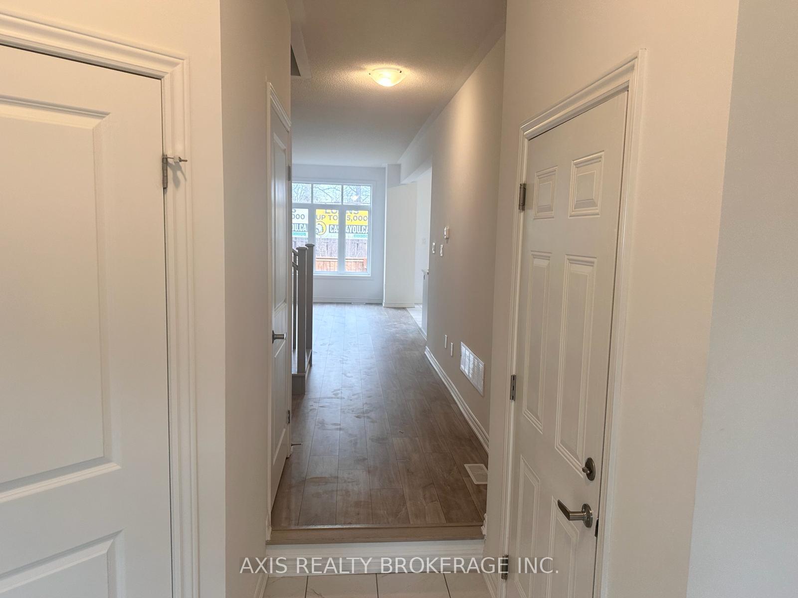 Photo 3 of 7456 Baycrest Common, Niagara Falls, Oldfield — HOMEH