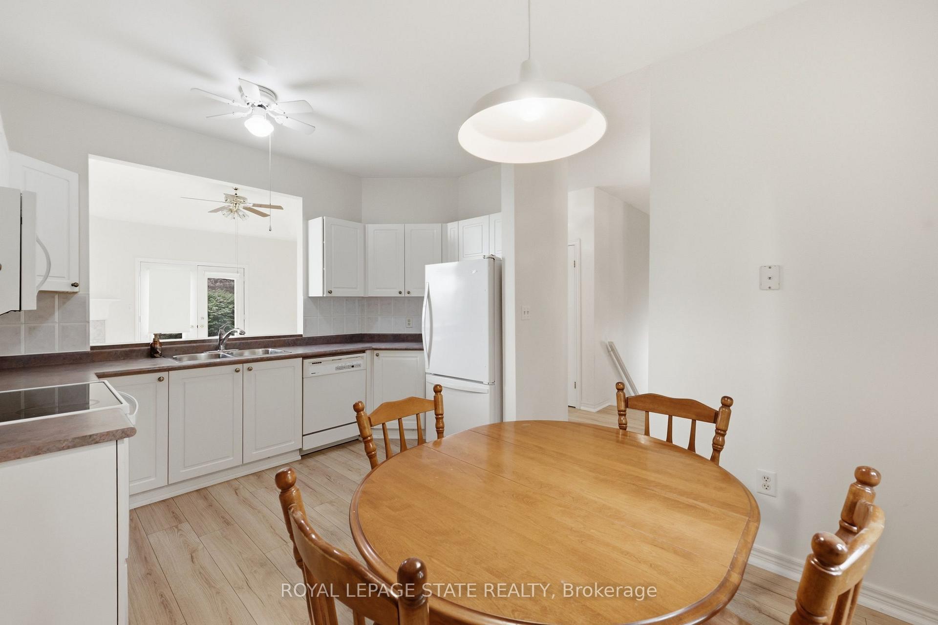 Photo 14 of Unit 74, 98 Sunibel Drive, Hamilton, Rural Glanbrook — HOMEH