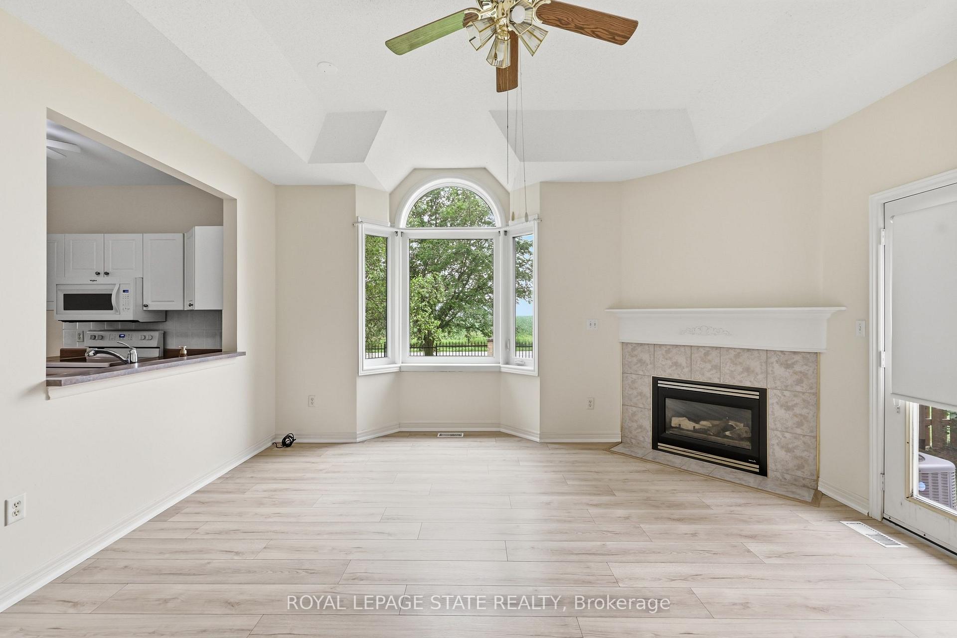 Photo 23 of Unit 74, 98 Sunibel Drive, Hamilton, Rural Glanbrook — HOMEH