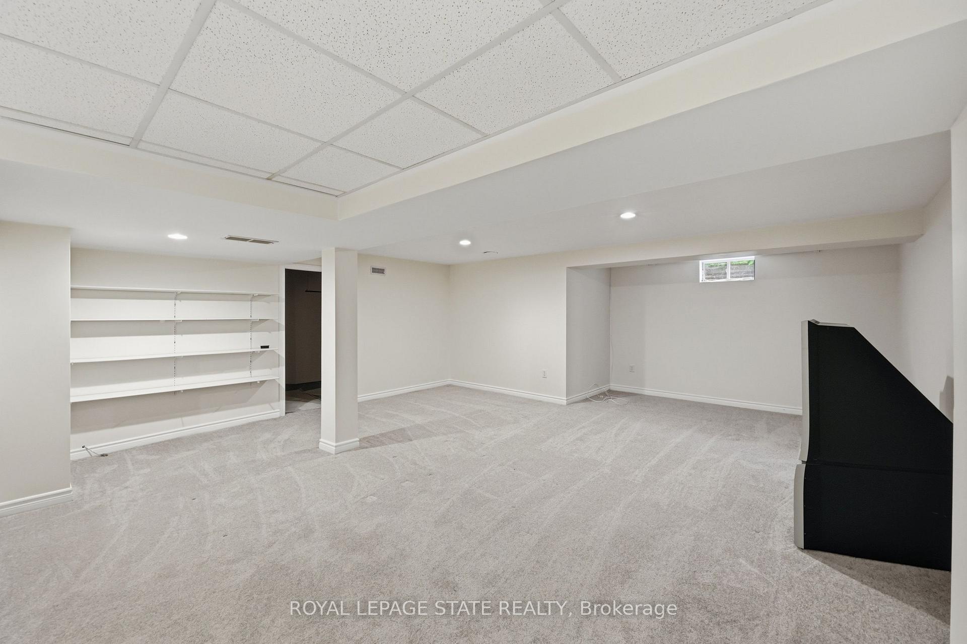 Photo 35 of Unit 74, 98 Sunibel Drive, Hamilton, Rural Glanbrook — HOMEH