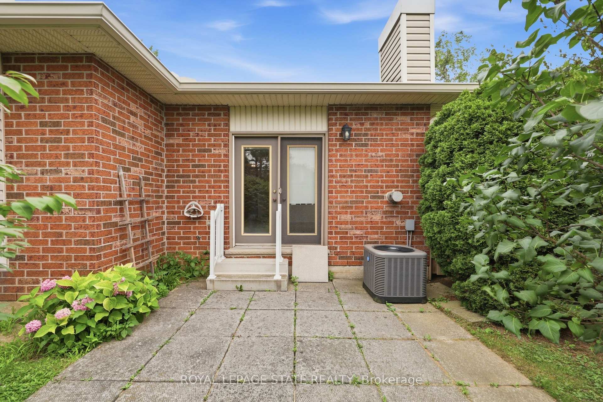 Photo 44 of Unit 74, 98 Sunibel Drive, Hamilton, Rural Glanbrook — HOMEH
