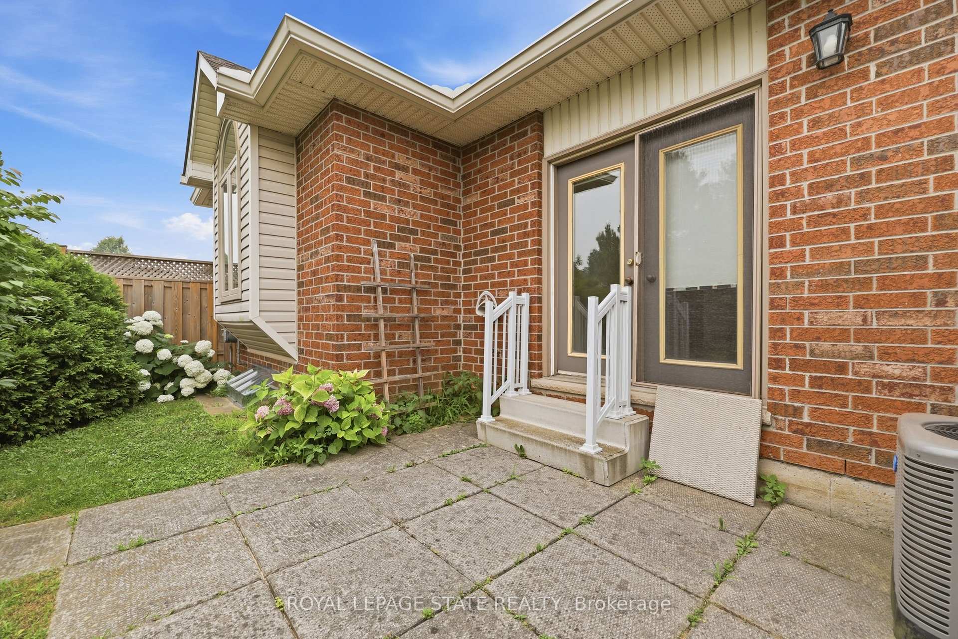 Photo 45 of Unit 74, 98 Sunibel Drive, Hamilton, Rural Glanbrook — HOMEH