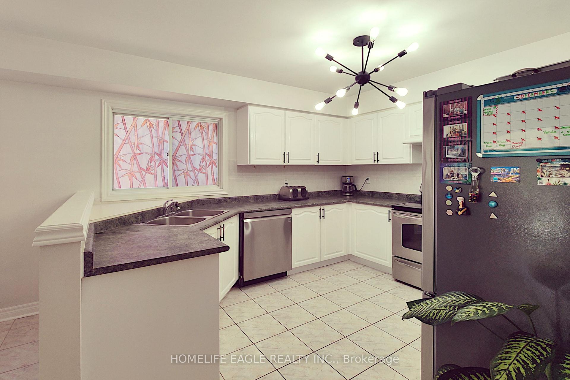 Photo 6 of 12 Indigo Street, Richmond Hill, Rouge Woods — HOMEH