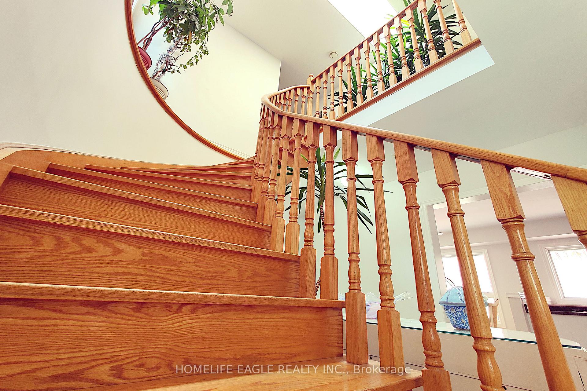 Photo 17 of 12 Indigo Street, Richmond Hill, Rouge Woods — HOMEH