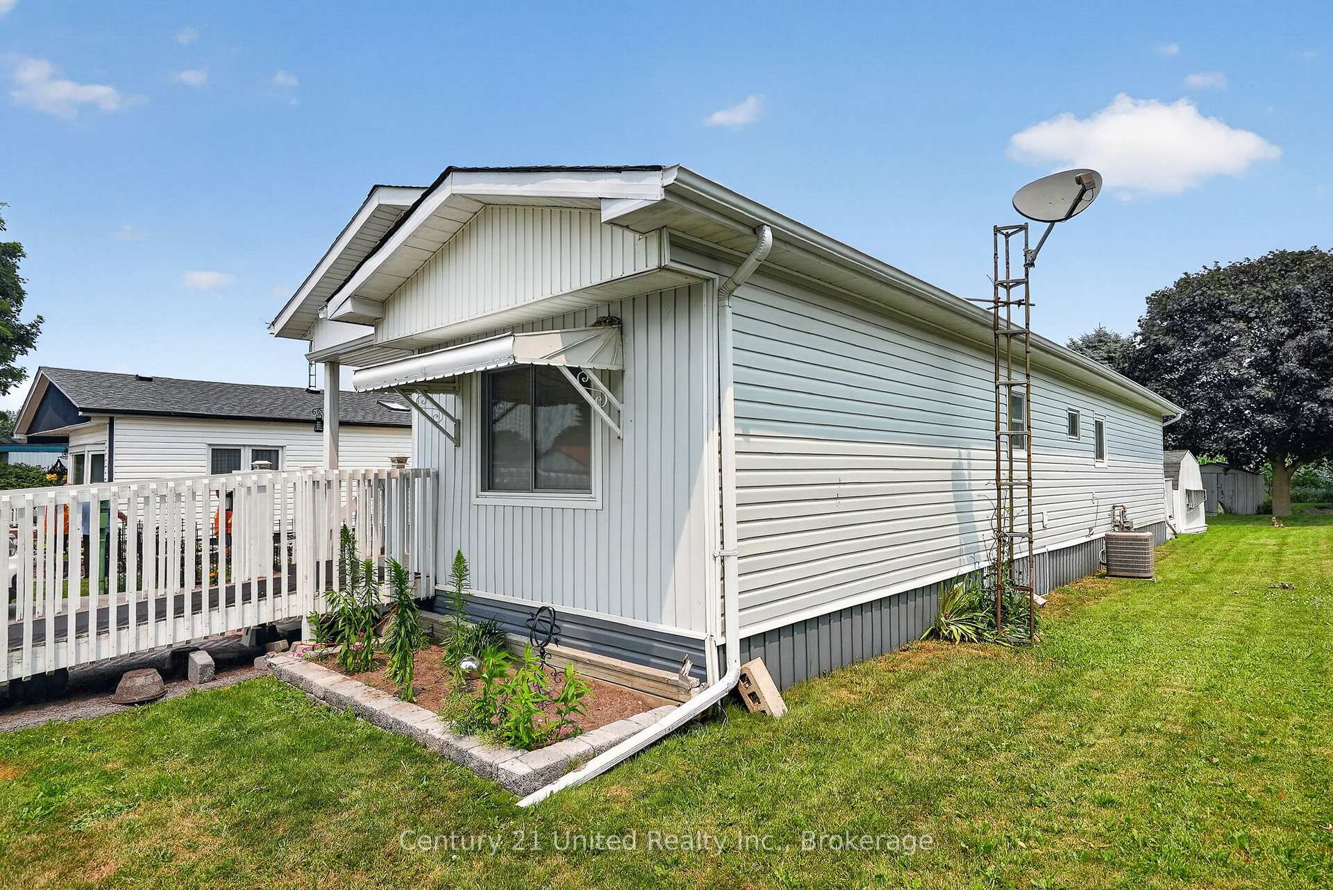 Photo 4 of 13 Hillview Drive, Hamilton Township, Rural Hamilton — HOMEH