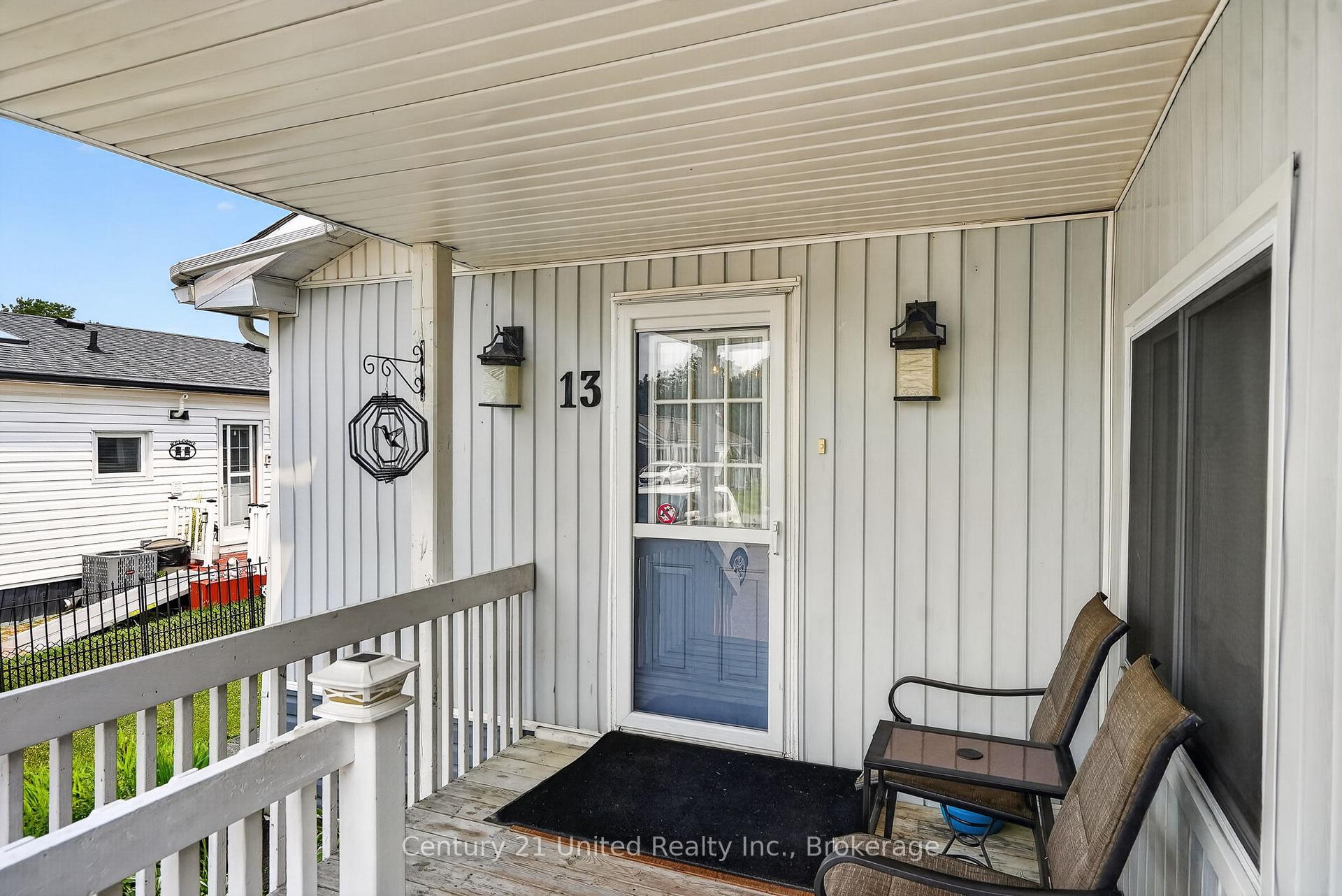 Photo 10 of 13 Hillview Drive, Hamilton Township, Rural Hamilton — HOMEH