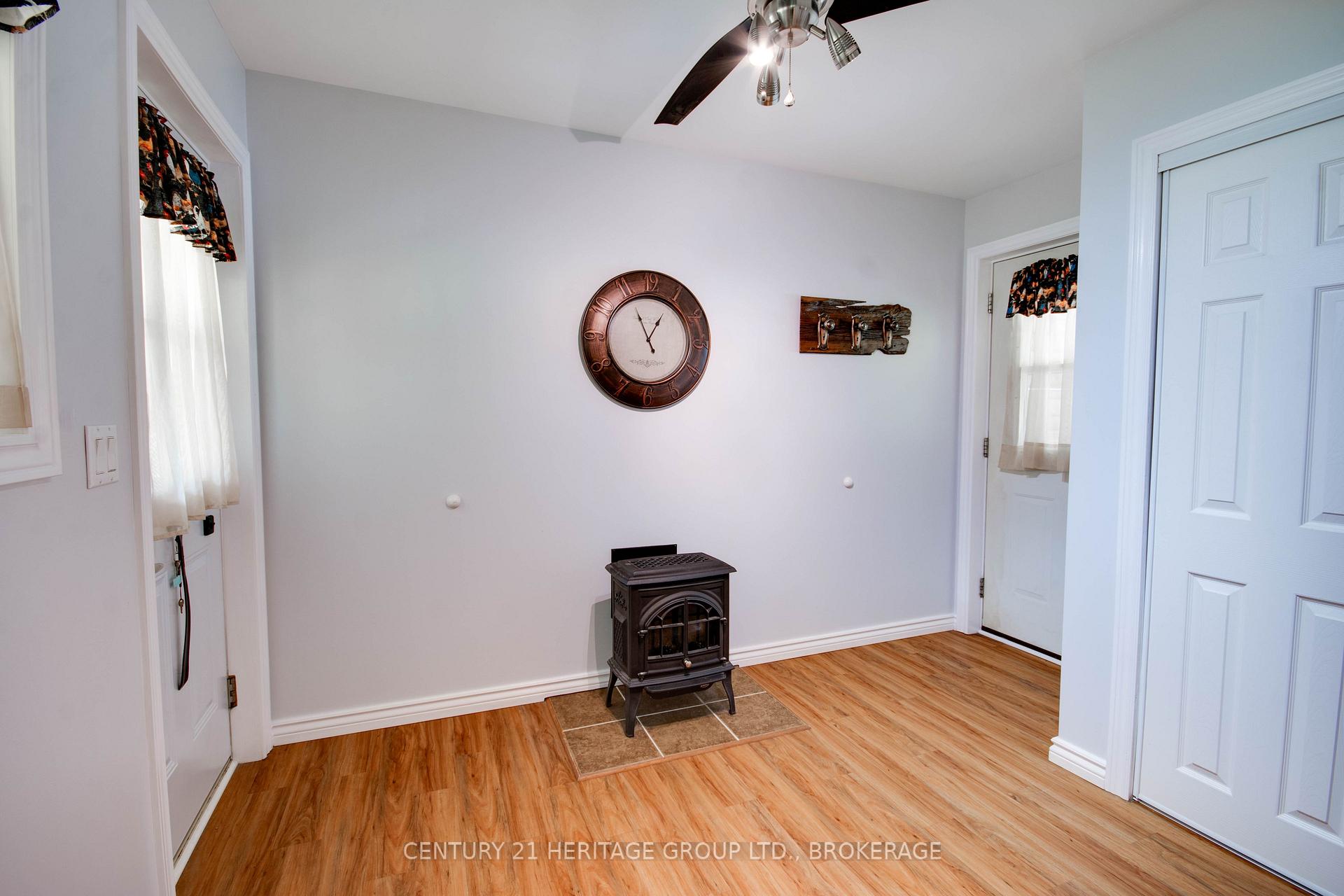 Photo 26 of 4309 Maple Drive, Frontenac, Frontenac South — HOMEH