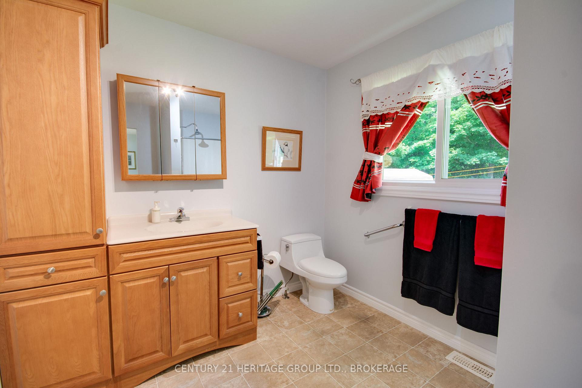 Photo 35 of 4309 Maple Drive, Frontenac, Frontenac South — HOMEH
