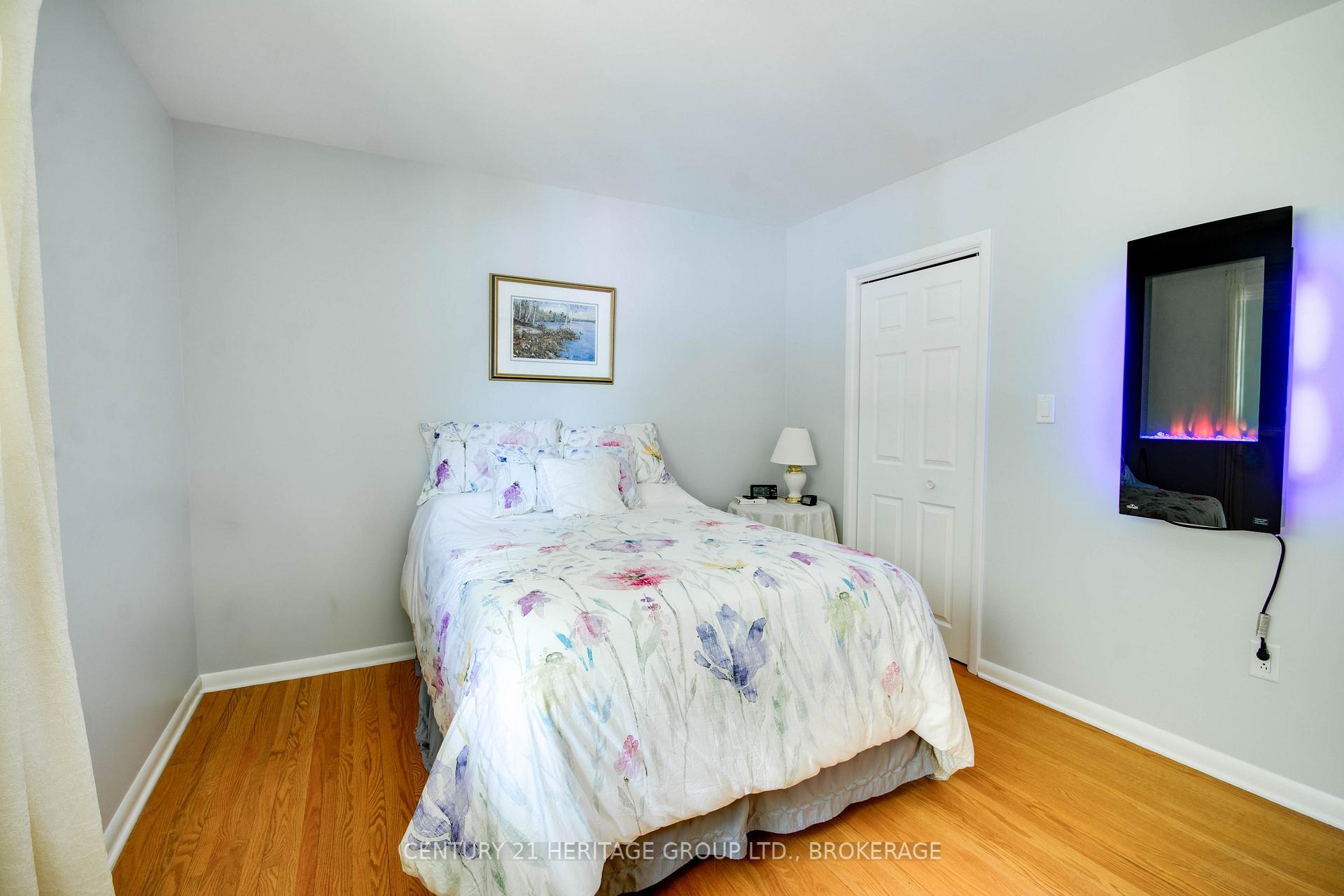 Photo 37 of 4309 Maple Drive, Frontenac, Frontenac South — HOMEH
