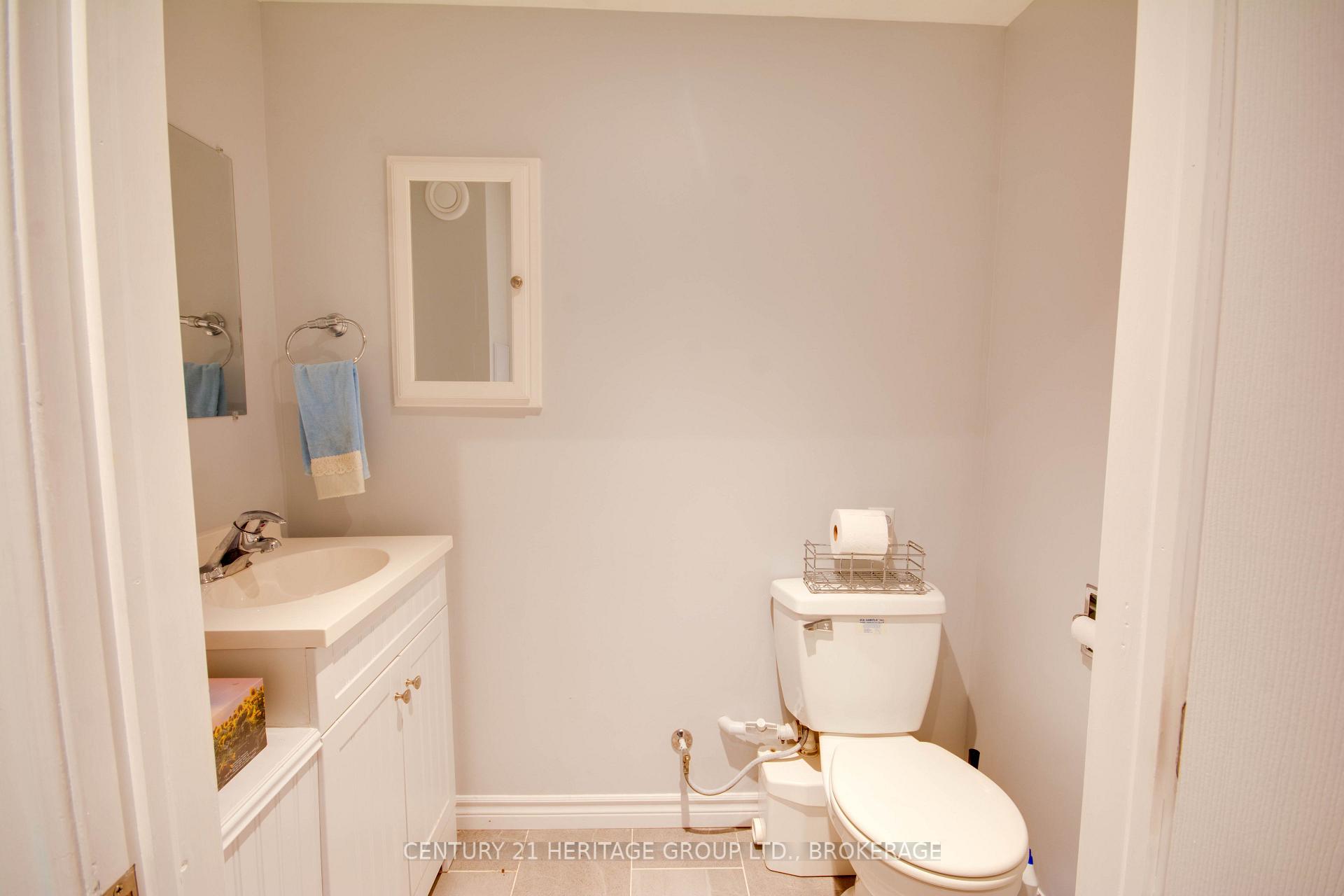 Photo 49 of 4309 Maple Drive, Frontenac, Frontenac South — HOMEH