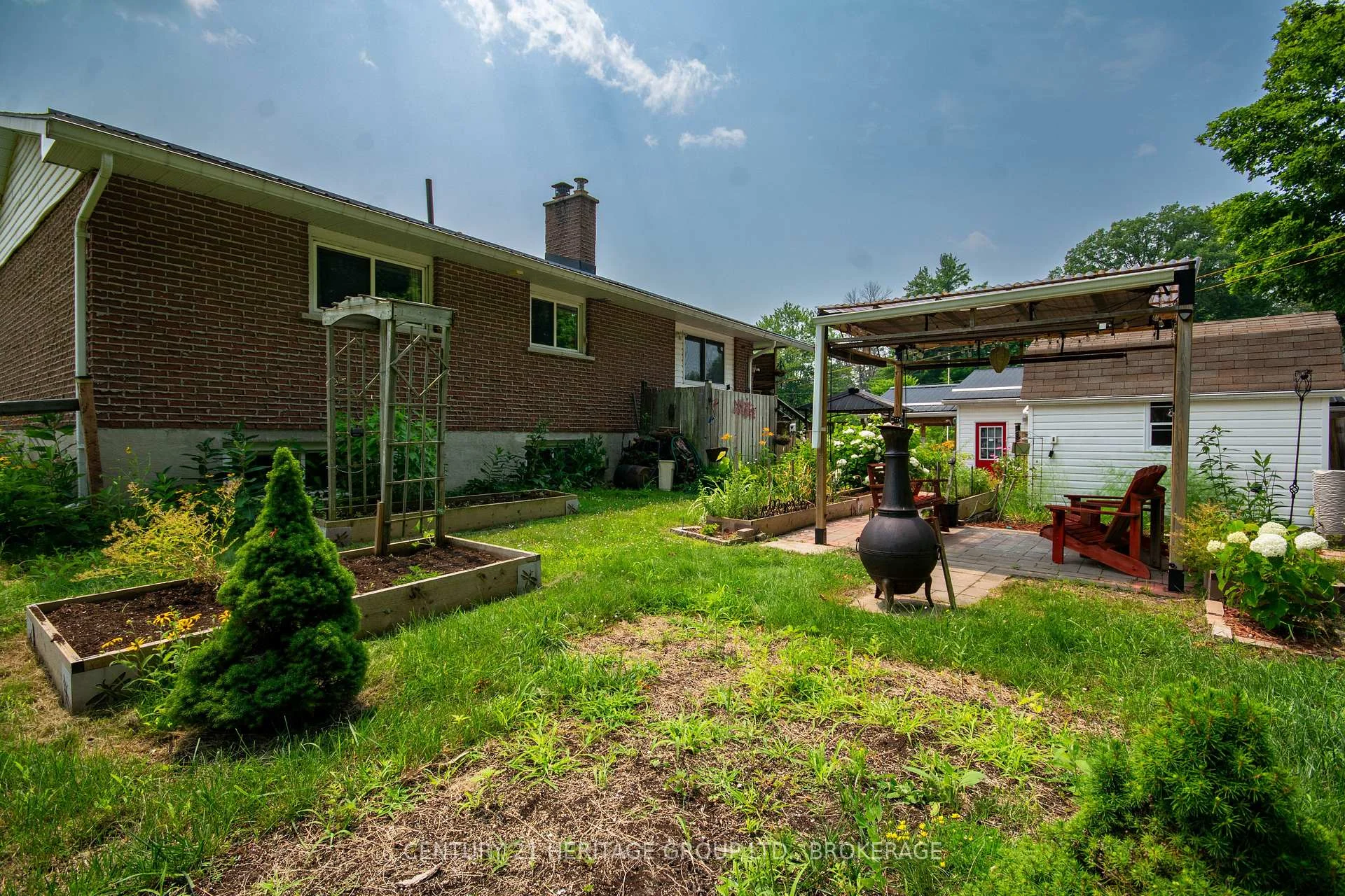 Photo 13 of 4309 Maple Drive, Frontenac, Frontenac South — HOMEH