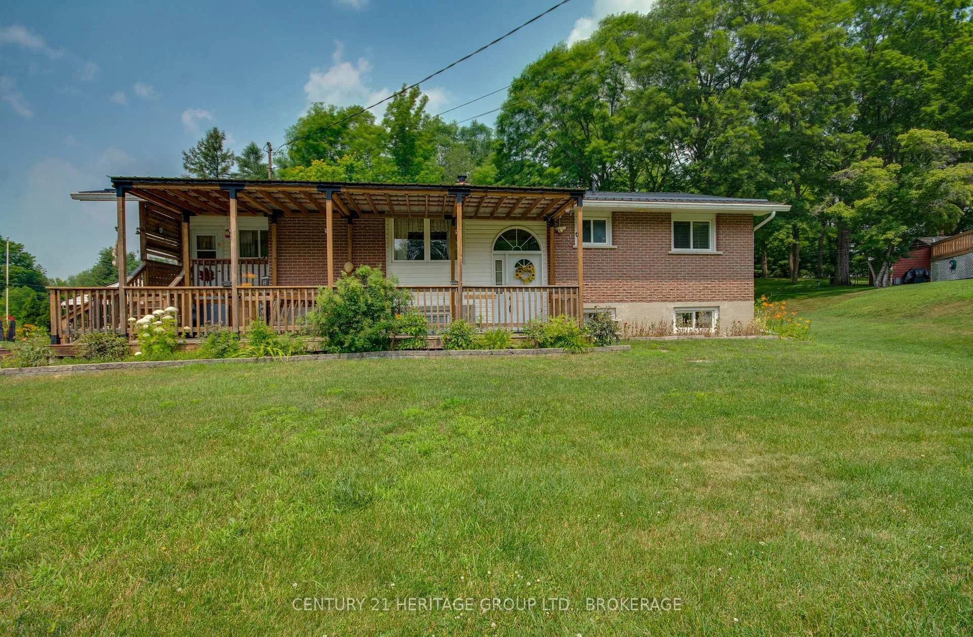 Photo 17 of 4309 Maple Drive, Frontenac, Frontenac South — HOMEH