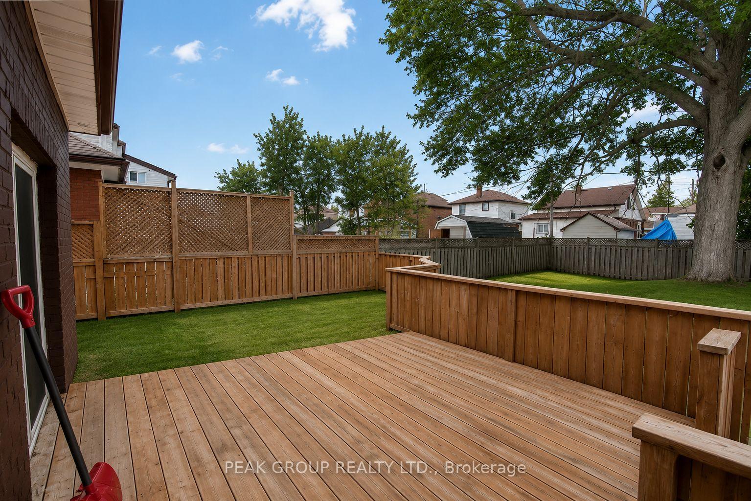 Photo 3 of 4747 Fourth Avenue, Niagara Falls, Cherrywood — HOMEH