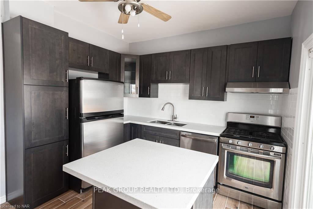 Photo 5 of 4747 Fourth Avenue, Niagara Falls, Cherrywood — HOMEH