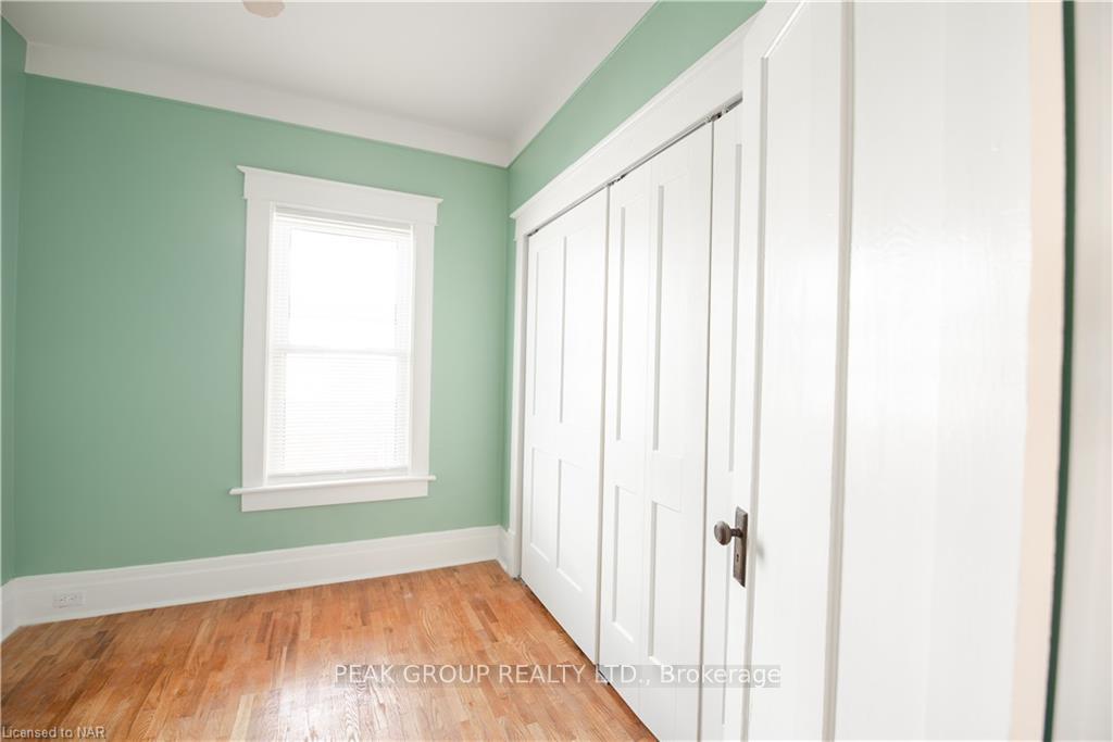 Photo 18 of 4747 Fourth Avenue, Niagara Falls, Cherrywood — HOMEH