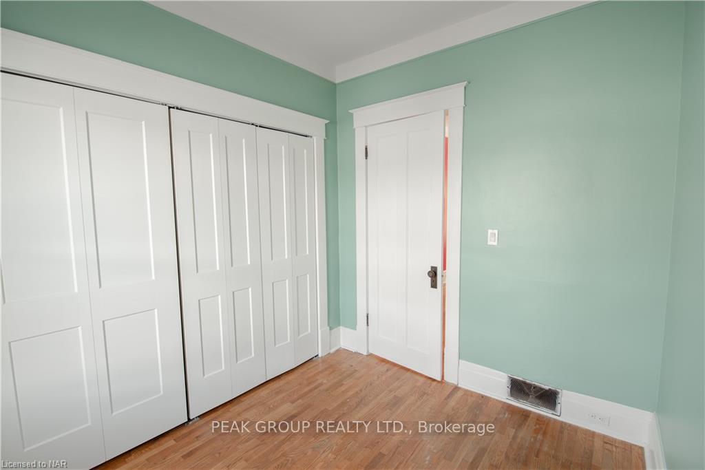 Photo 20 of 4747 Fourth Avenue, Niagara Falls, Cherrywood — HOMEH