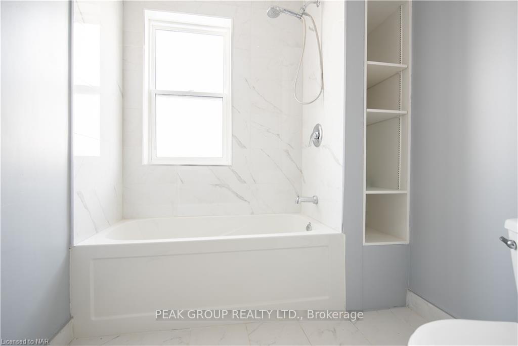 Photo 22 of 4747 Fourth Avenue, Niagara Falls, Cherrywood — HOMEH