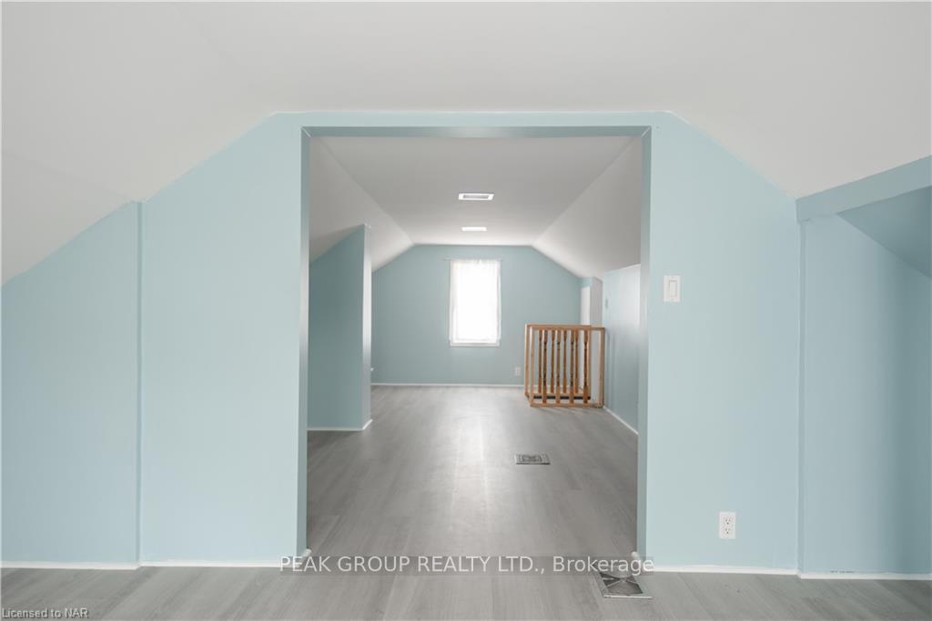Photo 23 of 4747 Fourth Avenue, Niagara Falls, Cherrywood — HOMEH