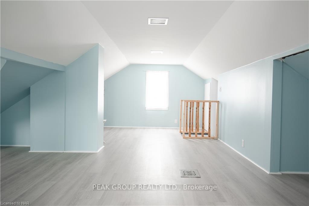 Photo 27 of 4747 Fourth Avenue, Niagara Falls, Cherrywood — HOMEH