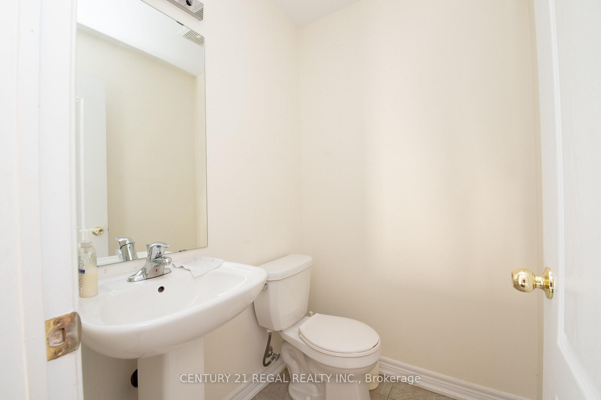Photo 6 of Unit Upper, 43 Tollgate Street, Brampton, Heart Lake East — HOMEH