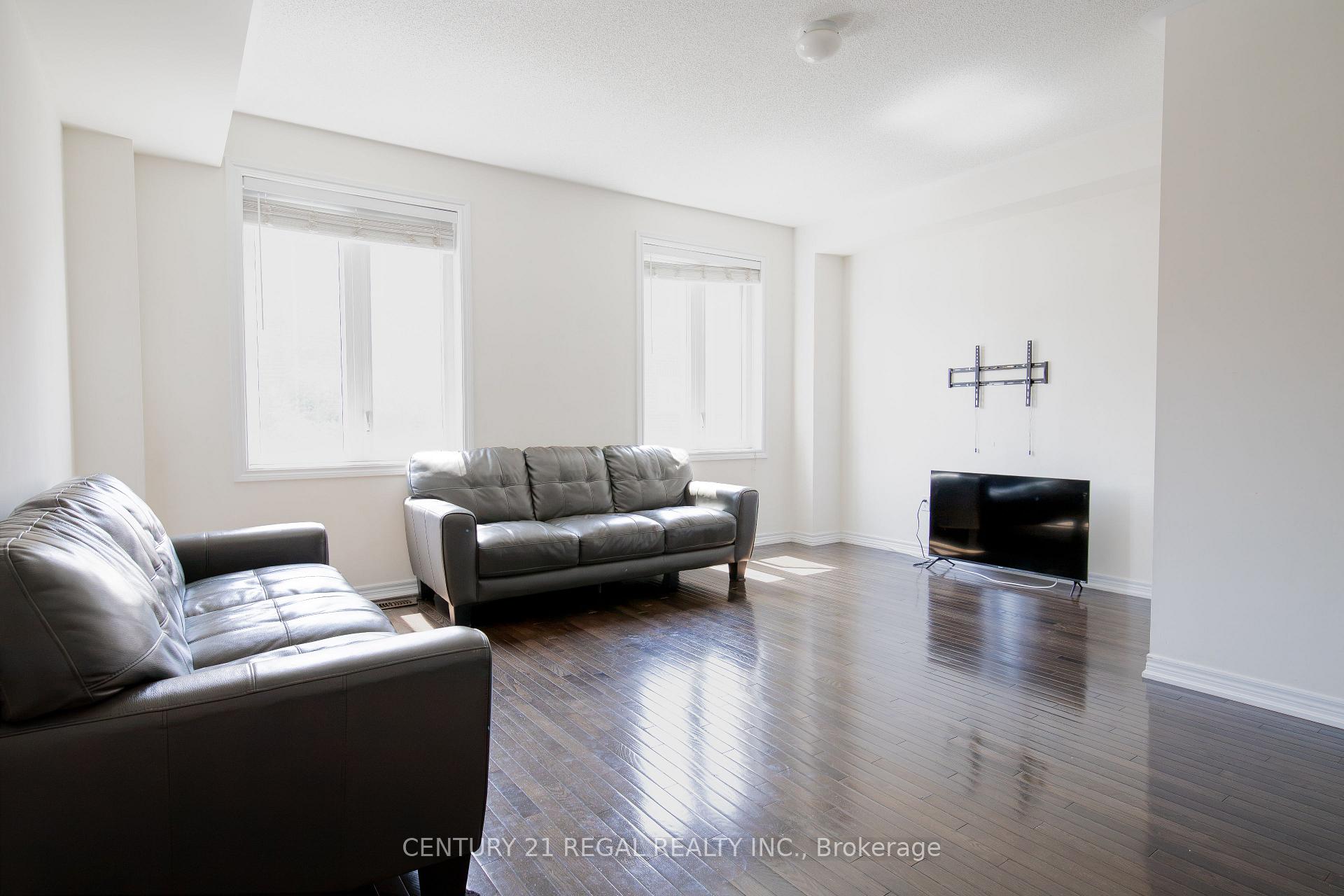 Photo 9 of Unit Upper, 43 Tollgate Street, Brampton, Heart Lake East — HOMEH
