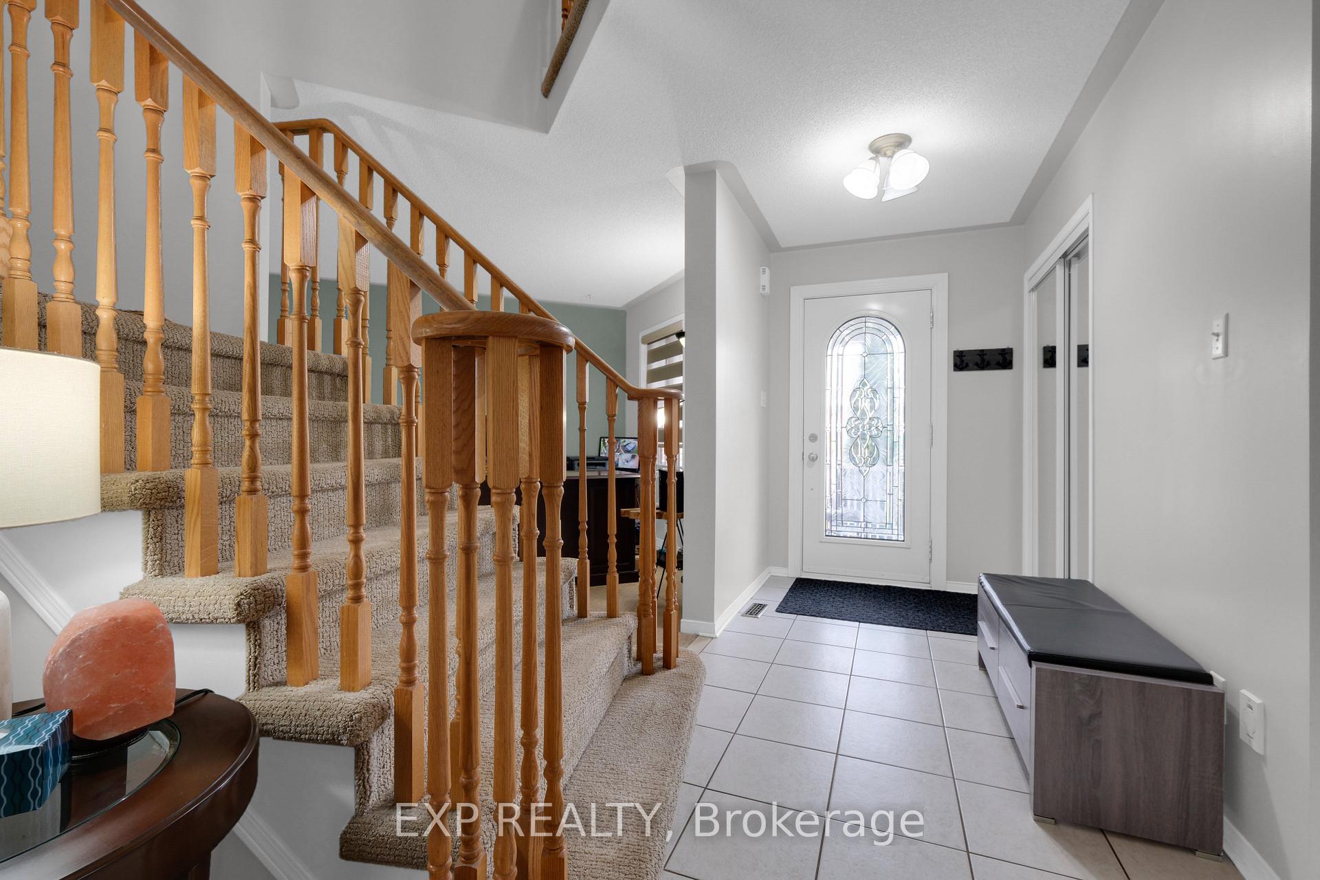 Photo 3 of 548 Ormond Drive, Oshawa, Samac — HOMEH