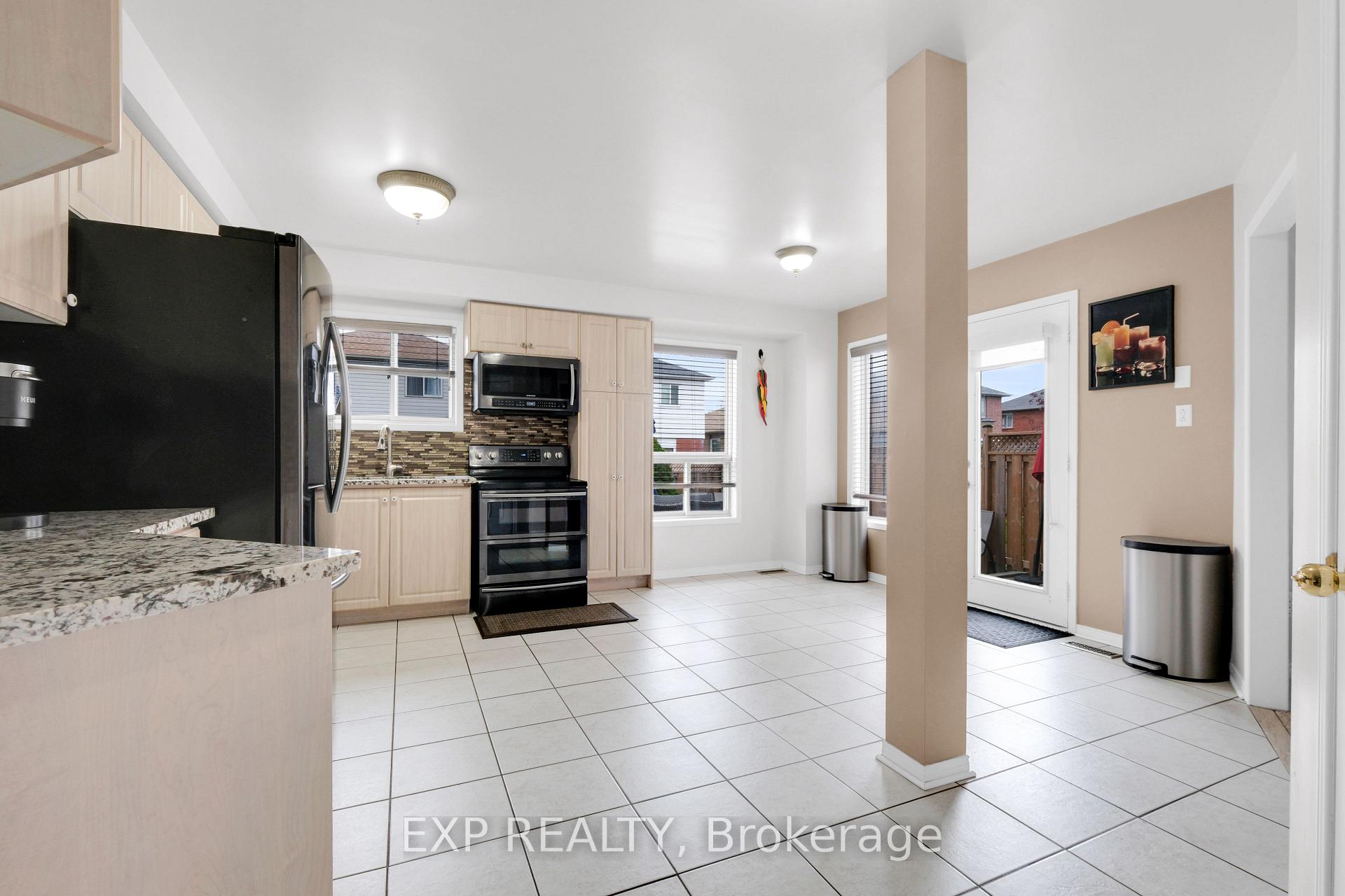 Photo 6 of 548 Ormond Drive, Oshawa, Samac — HOMEH