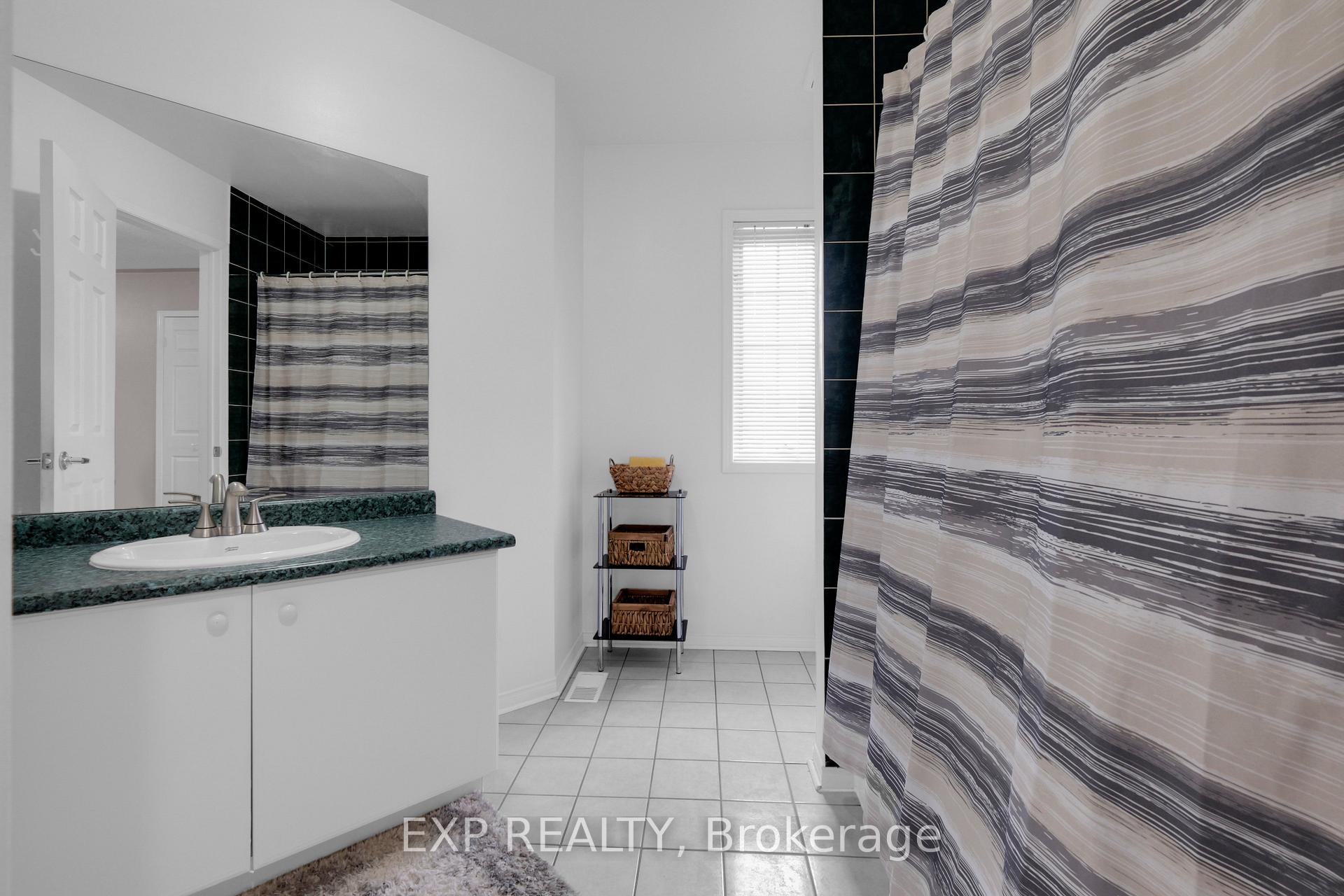Photo 17 of 548 Ormond Drive, Oshawa, Samac — HOMEH