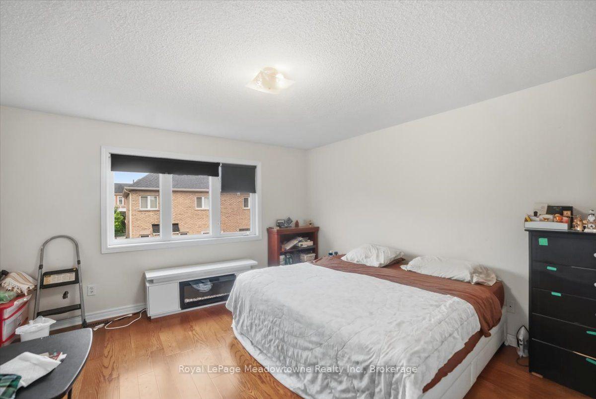 Photo 4 of 68 Game Creek Crescent, Brampton, Northwest Sandalwood Parkway — HOMEH