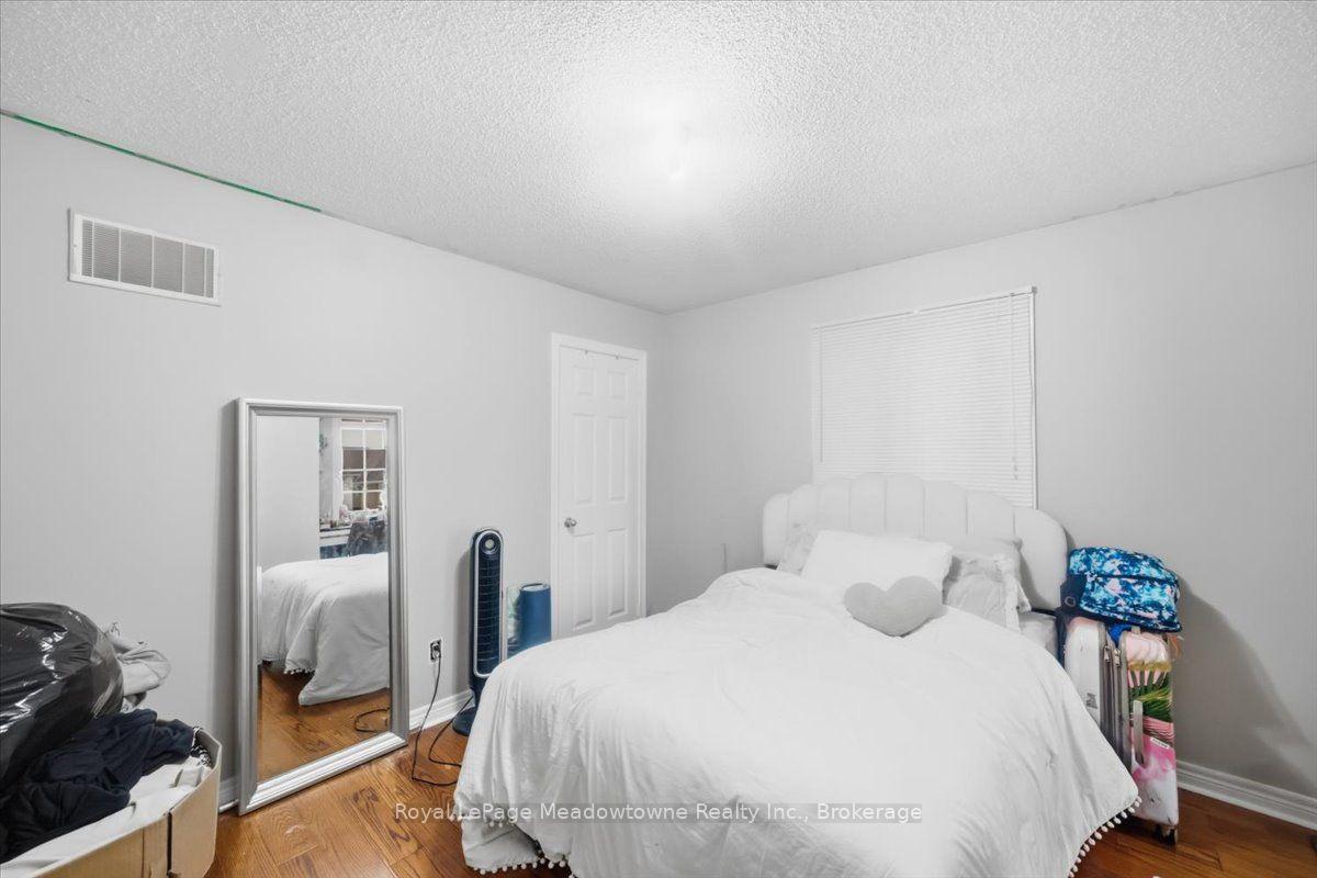 Photo 6 of 68 Game Creek Crescent, Brampton, Northwest Sandalwood Parkway — HOMEH