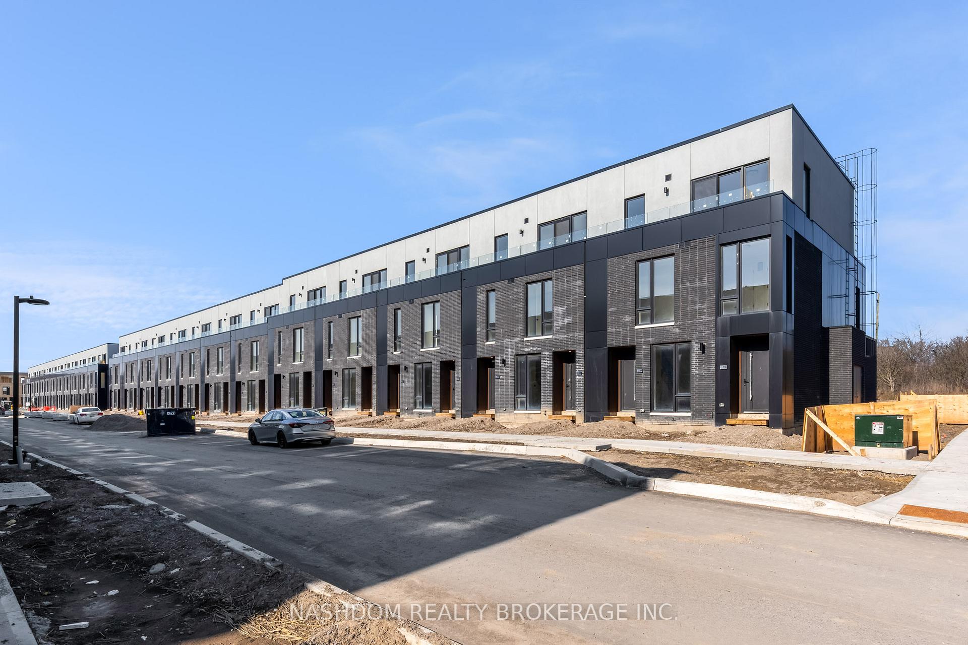 Photo 2 of 146 Everett Common, St. Catharines, Oakdale — HOMEH