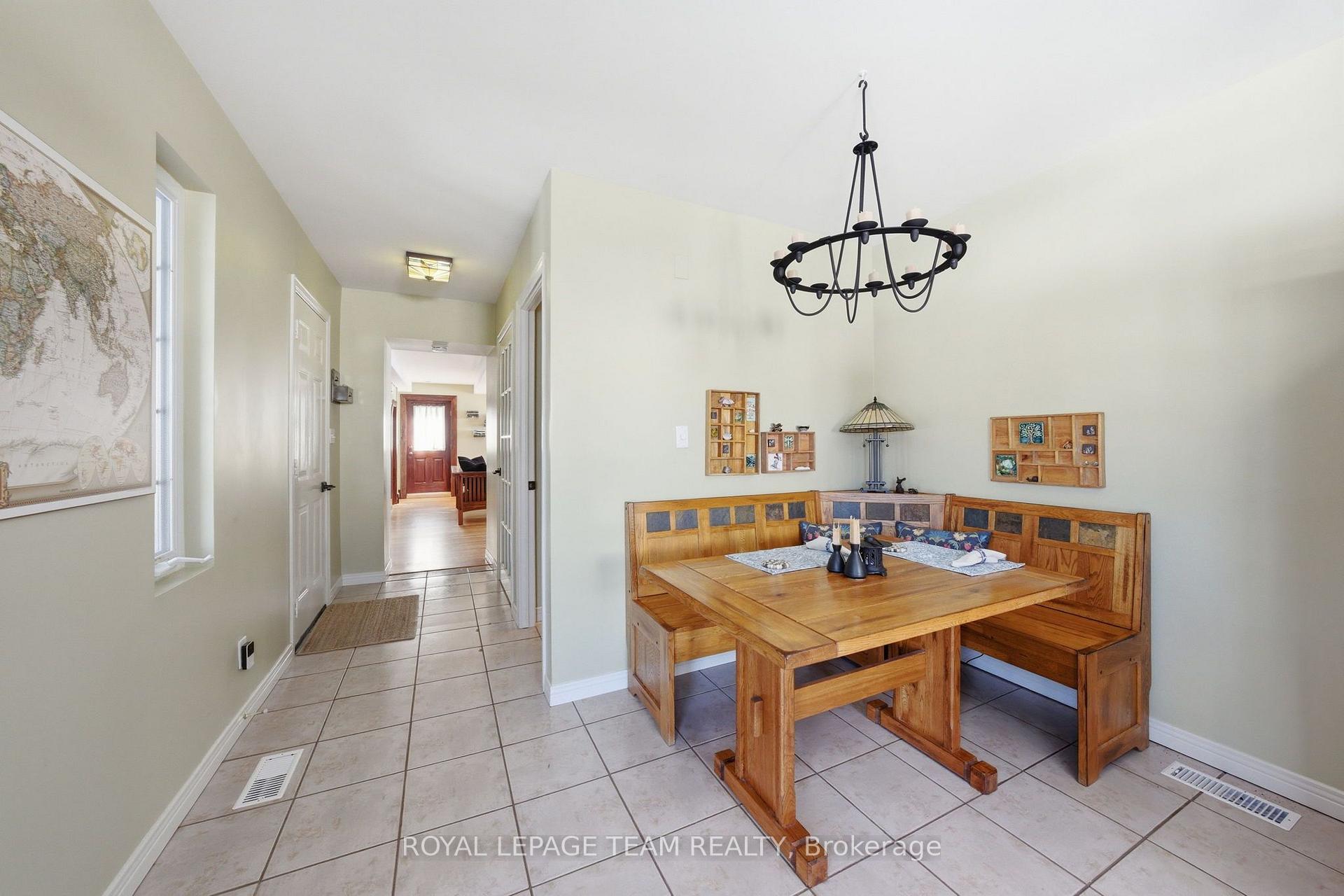 Photo 17 of 238 Park Avenue, Carleton Place, Carleton Place — HOMEH