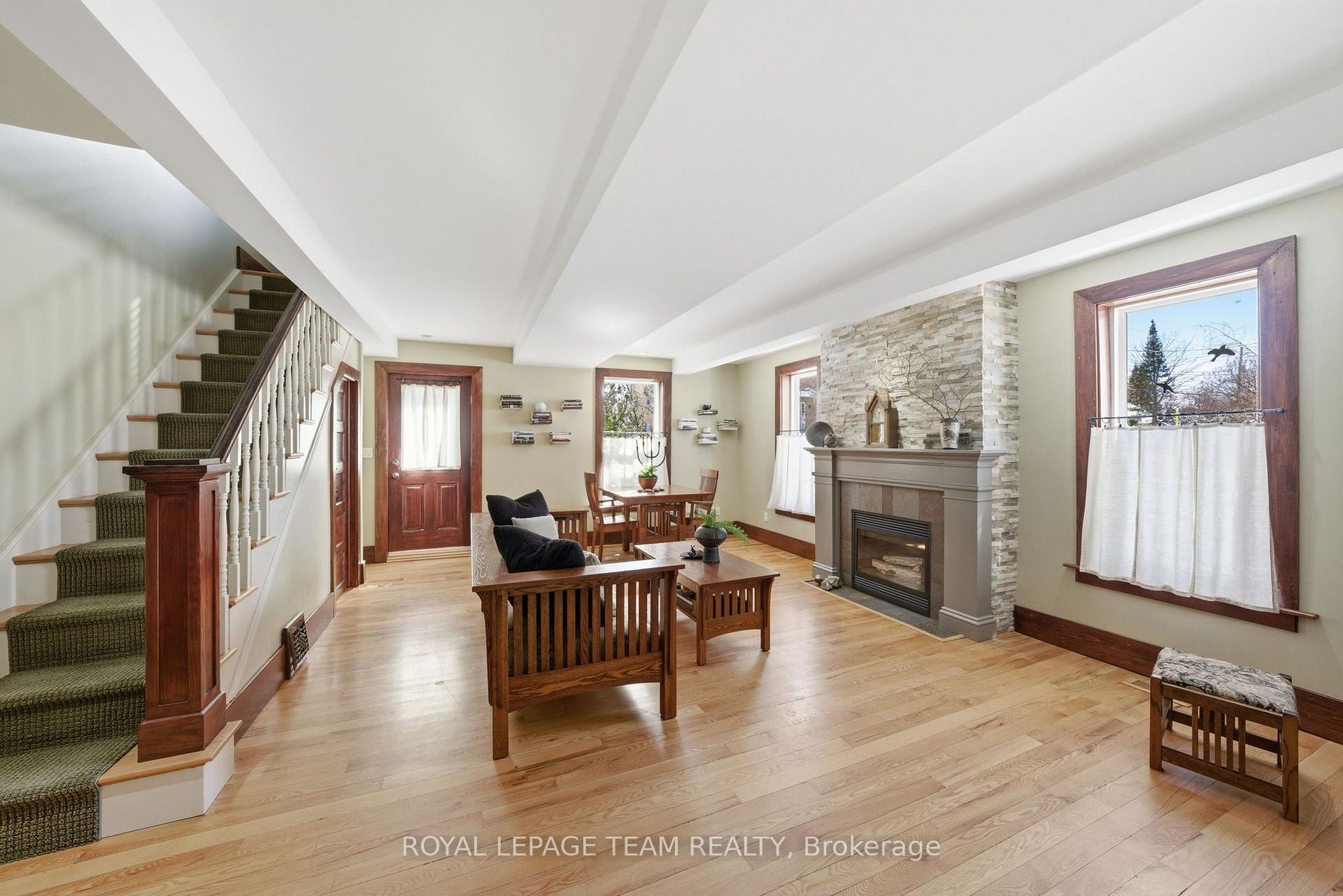 Photo 18 of 238 Park Avenue, Carleton Place, Carleton Place — HOMEH