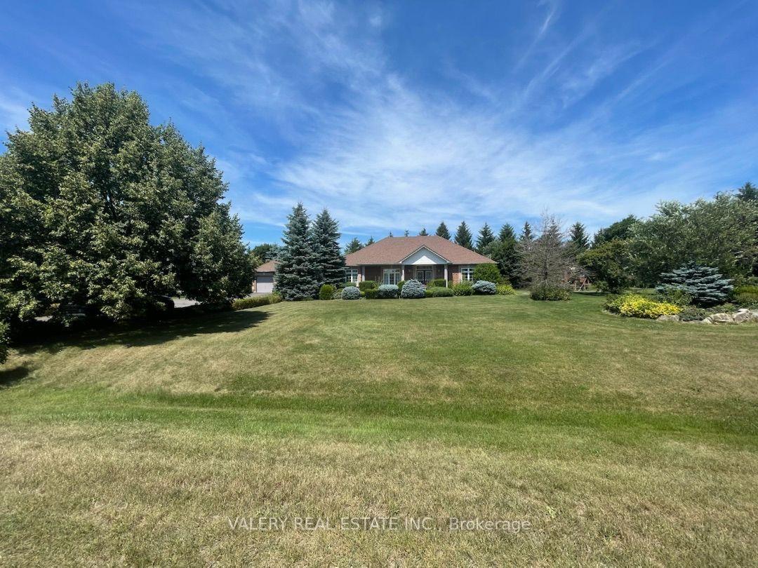 Photo 3 of 17 Southwinds Dr, Halton Hills, Rural Halton Hills — HOMEH