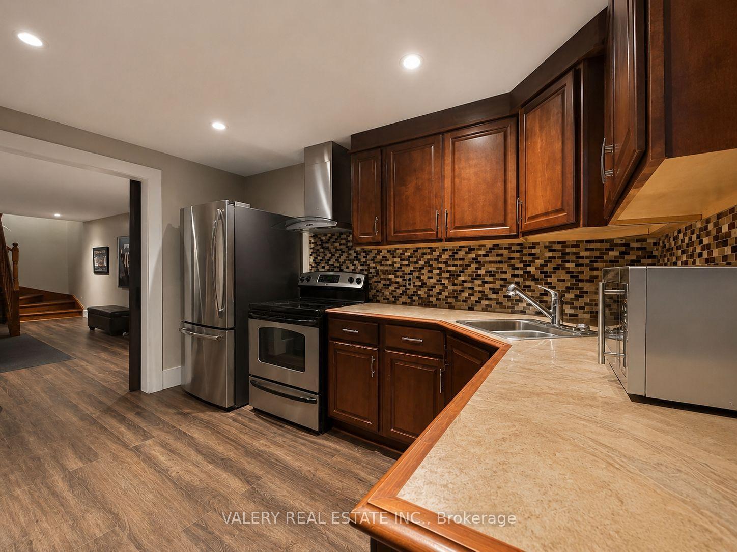 Photo 9 of 17 Southwinds Dr, Halton Hills, Rural Halton Hills — HOMEH