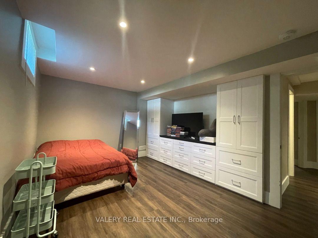 Photo 19 of 17 Southwinds Dr, Halton Hills, Rural Halton Hills — HOMEH