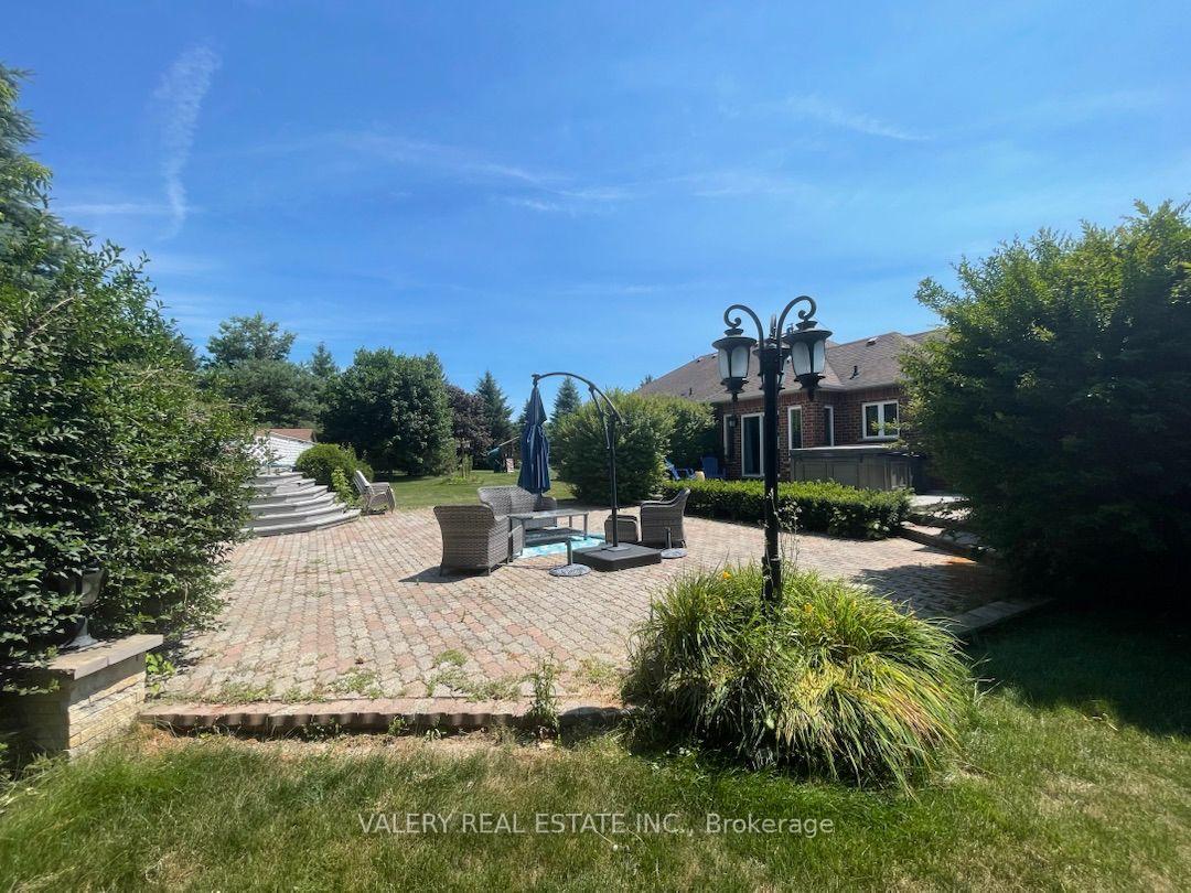 Photo 36 of 17 Southwinds Dr, Halton Hills, Rural Halton Hills — HOMEH
