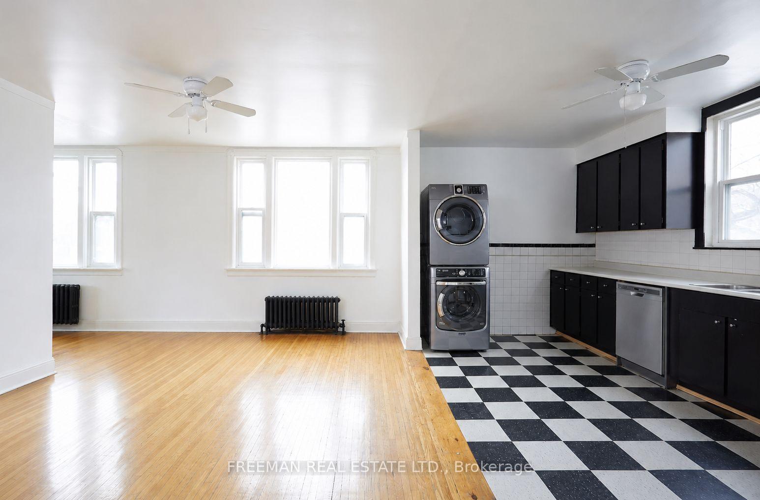 Photo 6 of Unit 2, 62 Austin Terrace, Toronto, Casa Loma — HOMEH