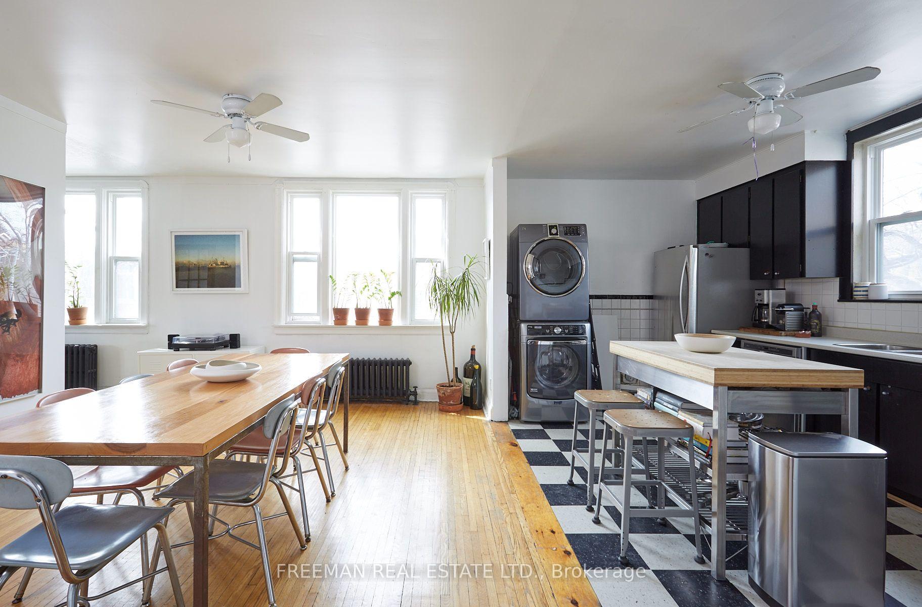 Photo 4 of Unit 2, 62 Austin Terrace, Toronto, Casa Loma — HOMEH