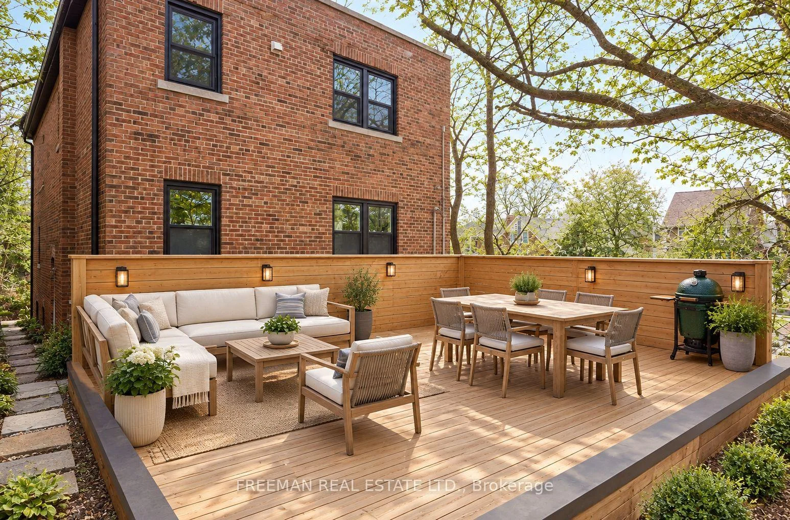 Photo 3 of Unit 2, 62 Austin Terrace, Toronto, Casa Loma — HOMEH