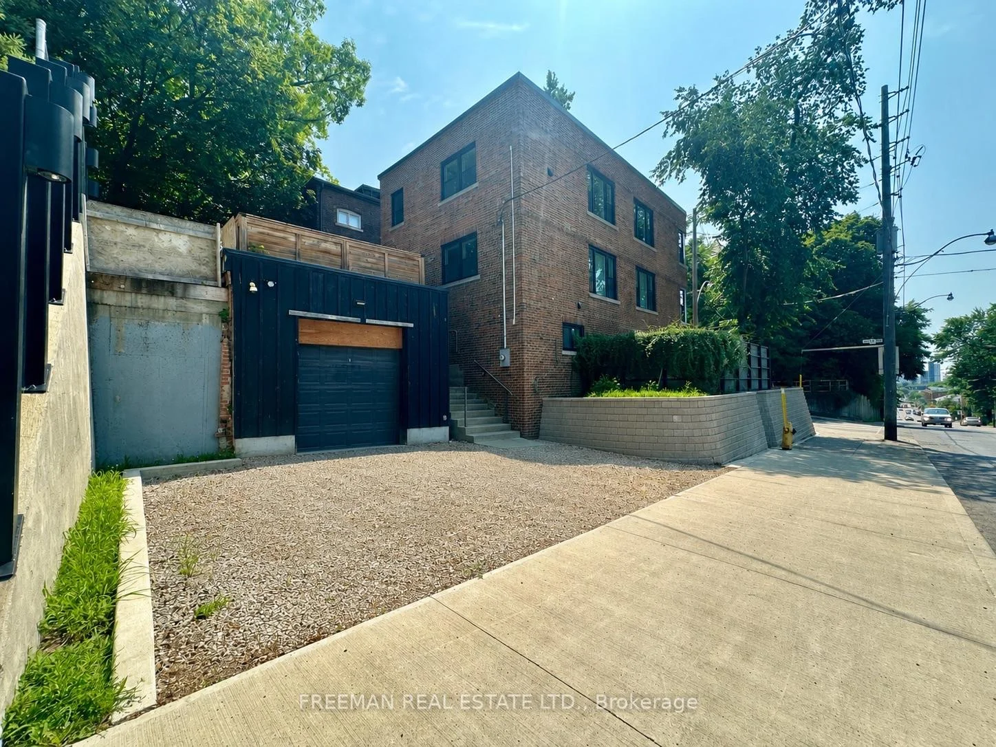 Photo 18 of Unit 2, 62 Austin Terrace, Toronto, Casa Loma — HOMEH