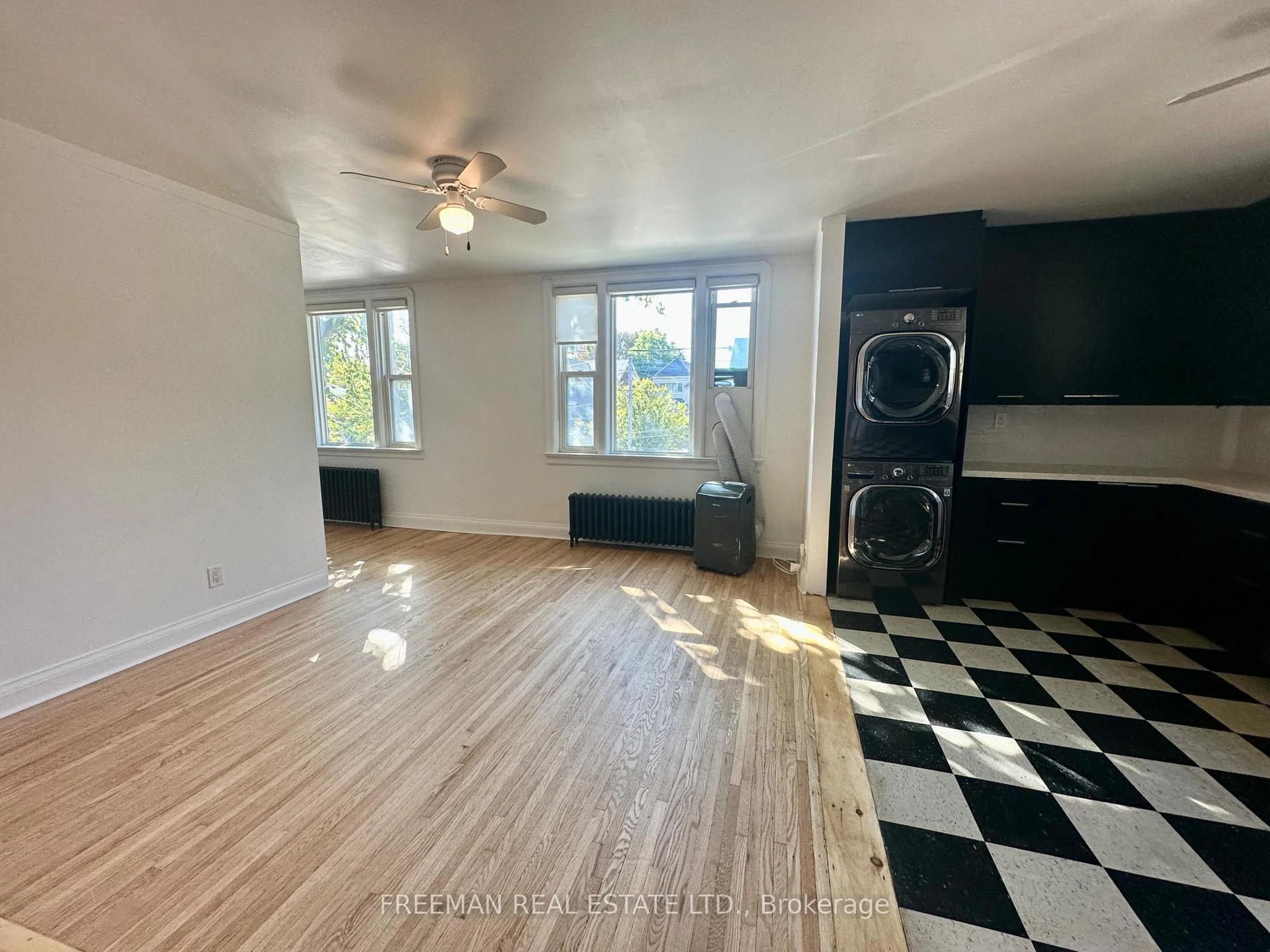 Photo 24 of Unit 2, 62 Austin Terrace, Toronto, Casa Loma — HOMEH