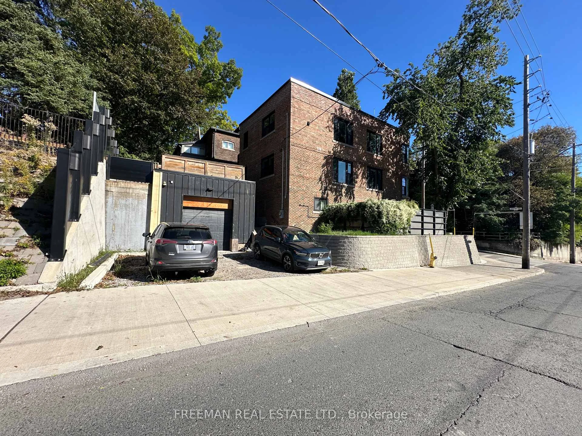 Photo 39 of Unit 2, 62 Austin Terrace, Toronto, Casa Loma — HOMEH