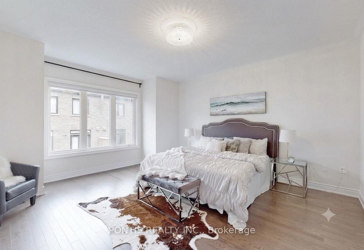 Photo 8 of 1324 Queens Plate Road, Oakville, Glen Abbey — HOMEH