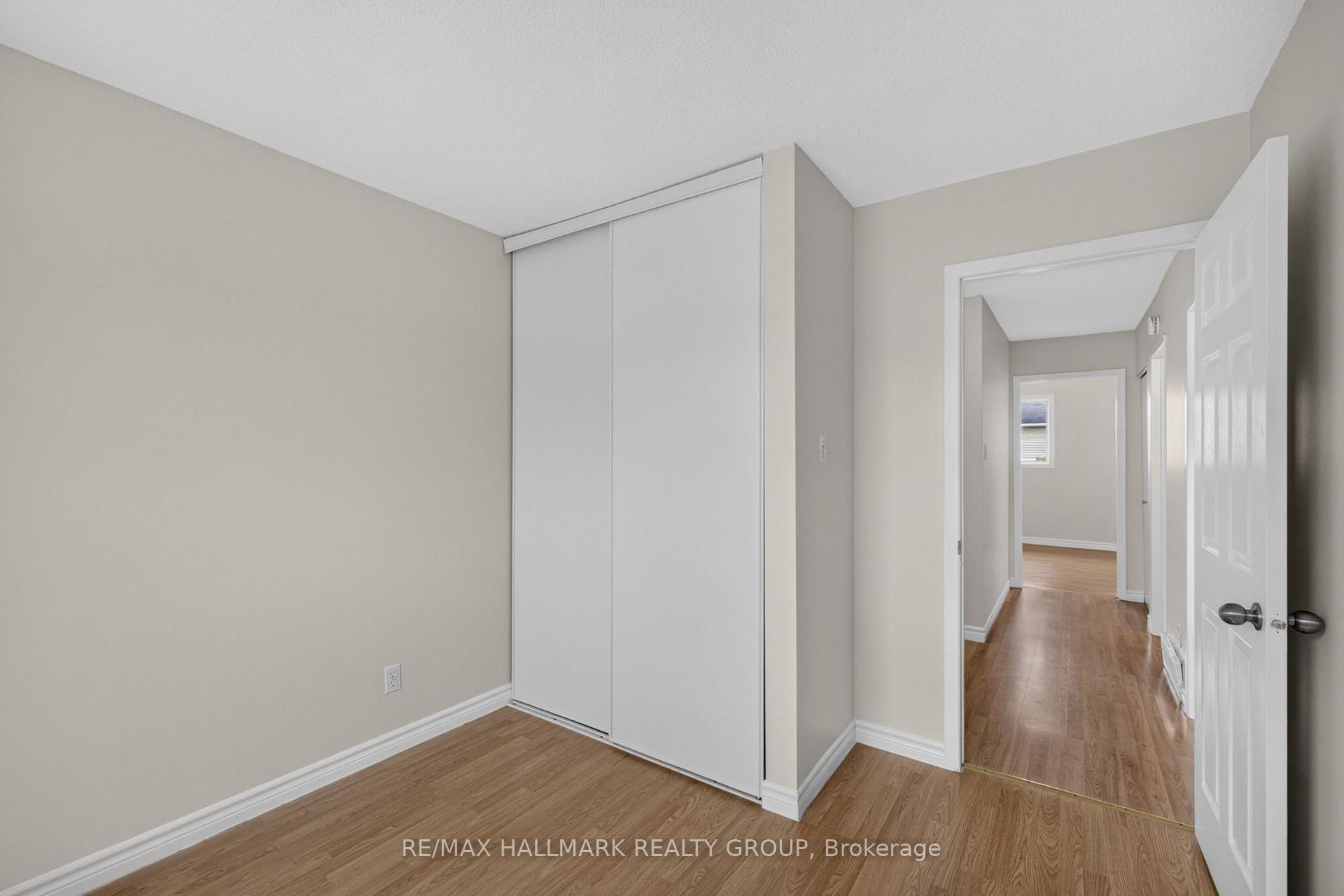 Photo 22 of Unit 39, 13 Sunridge Lane, Ottawa, Barrhaven - On the Green — HOMEH