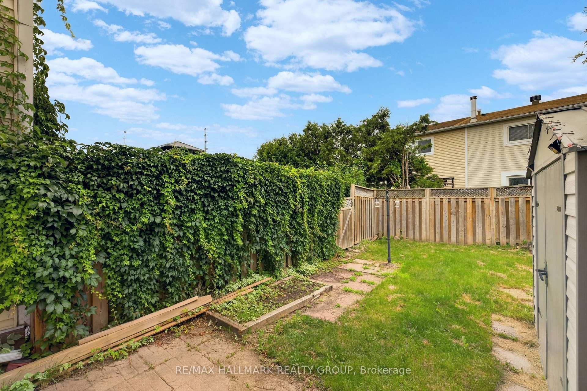 Photo 30 of Unit 39, 13 Sunridge Lane, Ottawa, Barrhaven - On the Green — HOMEH