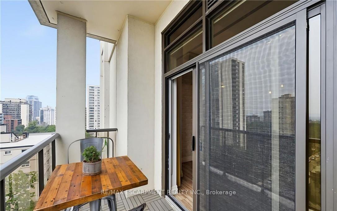 Photo 14 of Unit 1004, 85 Robinson Street, Hamilton, Durand — HOMEH