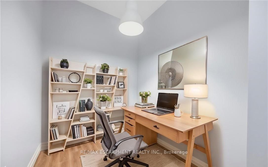 Photo 17 of Unit 1004, 85 Robinson Street, Hamilton, Durand — HOMEH