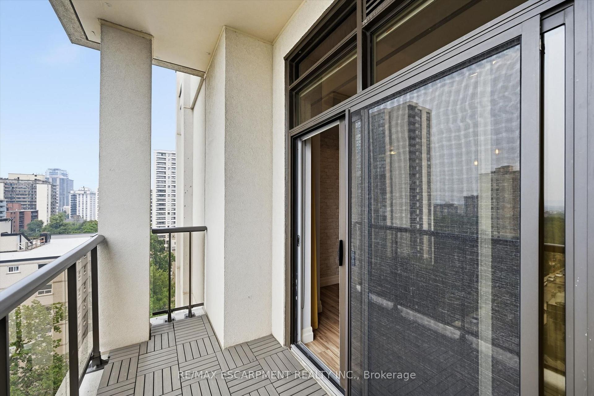 Photo 25 of Unit 1004, 85 Robinson Street, Hamilton, Durand — HOMEH